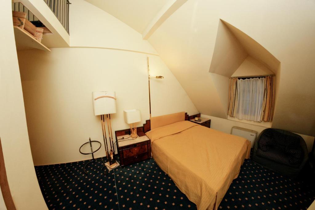 Hotel Podzamcze تارنوف المظهر الخارجي الصورة
