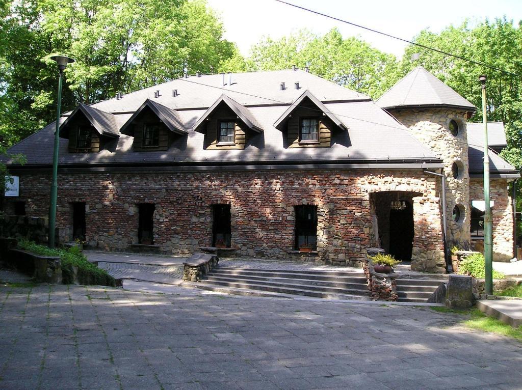 Hotel Podzamcze تارنوف المظهر الخارجي الصورة
