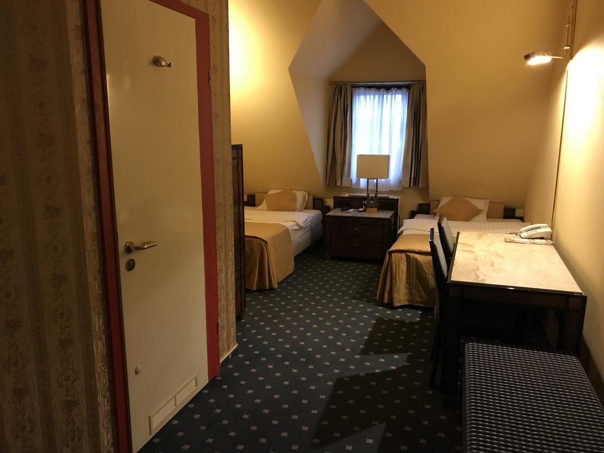 Hotel Podzamcze تارنوف المظهر الخارجي الصورة