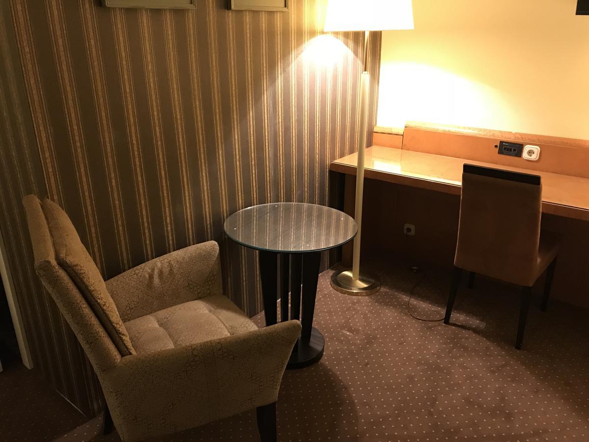 Hotel Podzamcze تارنوف المظهر الخارجي الصورة