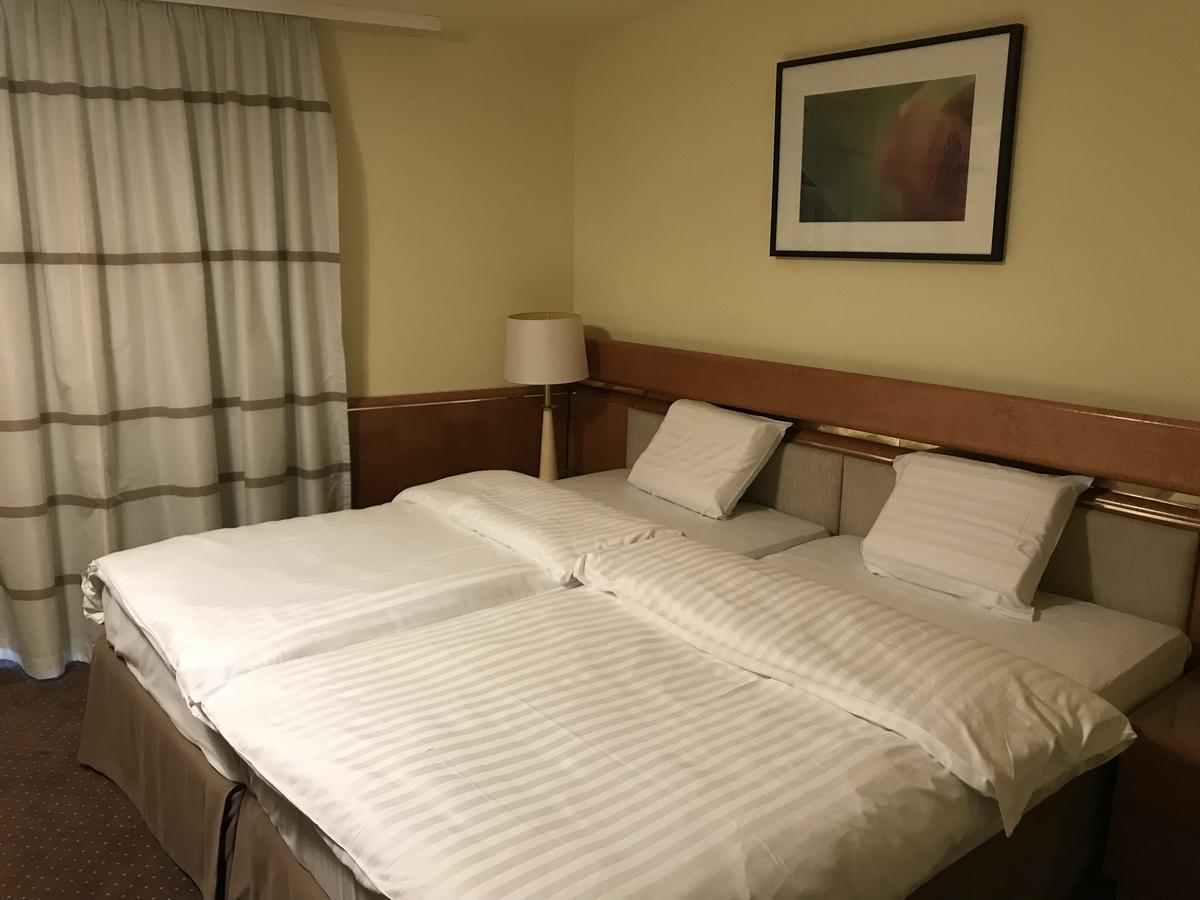 Hotel Podzamcze تارنوف المظهر الخارجي الصورة